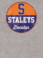 Decatur Staleys Distressed Logo - Defunct Football Team - 1919-1922 Expansion Team for Illinois - Predecessors to the Chicago Bears Essential T-Shirt