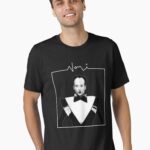Klaus nomi black Essential T-Shirt