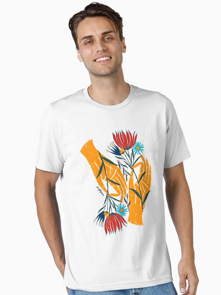 Buquê de Flores Essential T-Shirt