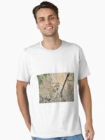 A MOMENT IN TIME - THE CHEETAH - Acinonyx jabatus Essential T-Shirt