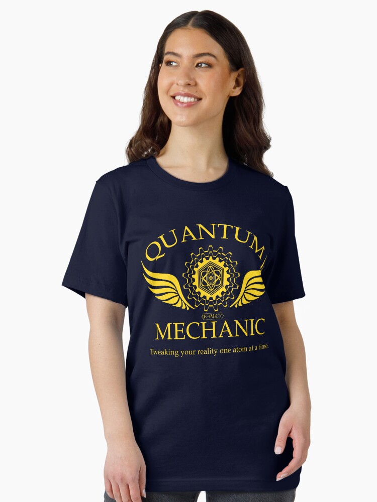 QUANTUM MECHANIC Essential T-Shirt