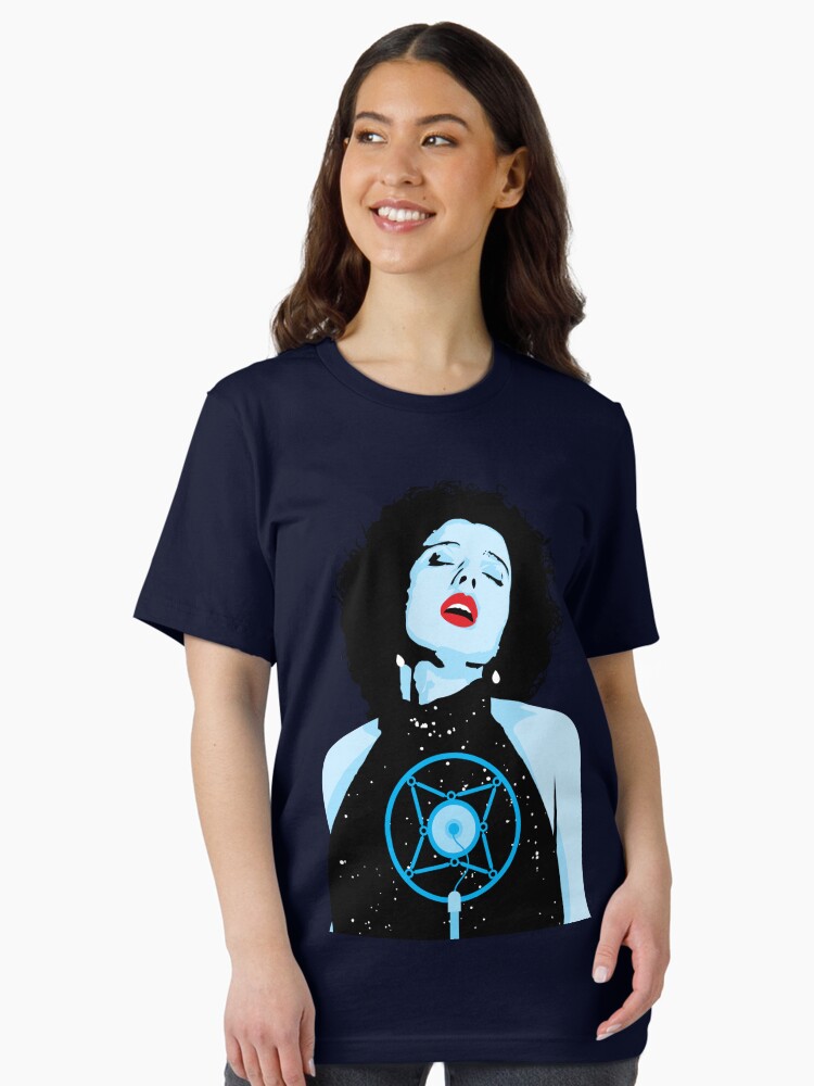 Blue Velvet - Isabella Essential T-Shirt
