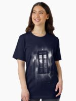 Time Travel Essential T-Shirt