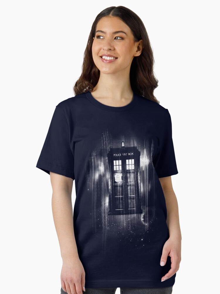 Time Travel Essential T-Shirt