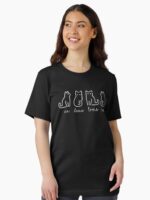 Un Deux Trois Cat Essential T-Shirt