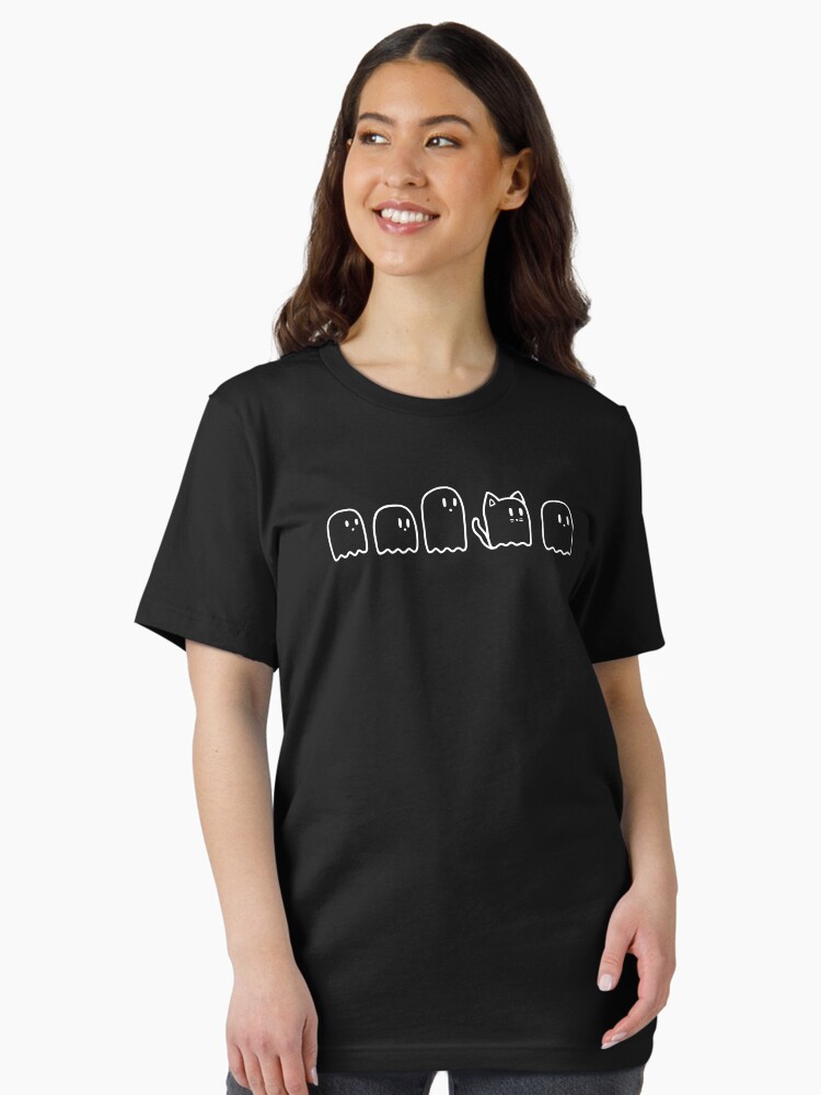 Cat and Ghosts Essential T-Shirt