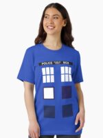 Blue public call Essential T-Shirt