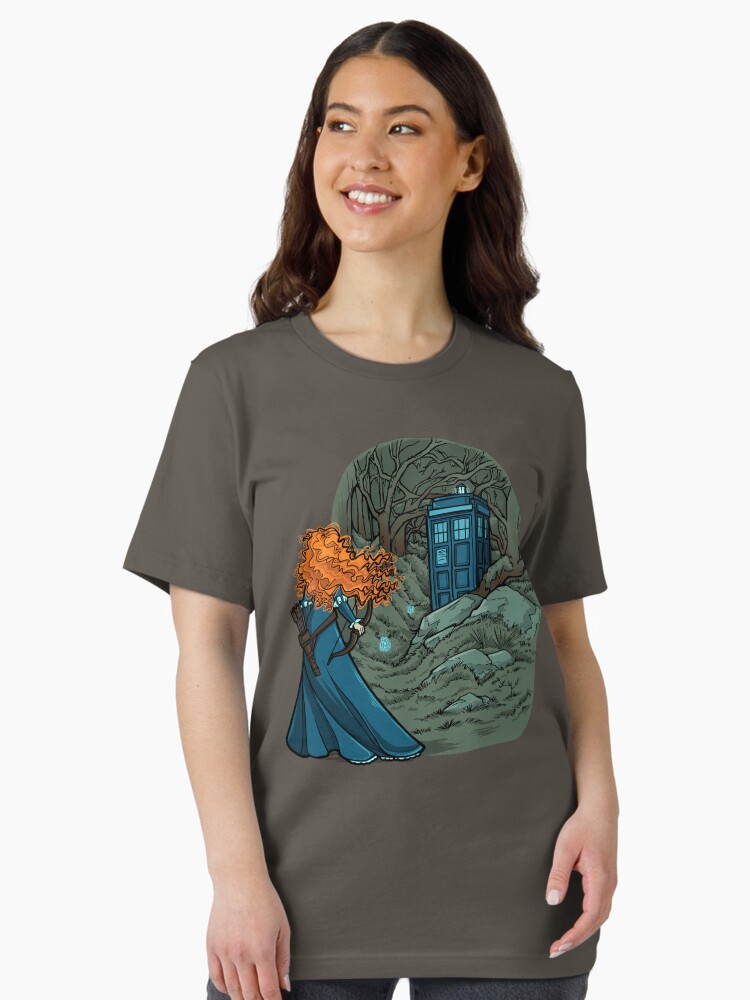 Follow your Fate Essential T-Shirt