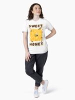 Sweet Honey - Cute Bee (Pink Edition) Essential T-Shirt
