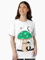 Magic Mushroom Penguin Essential T-Shirt