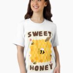 Sweet Honey - Cute Bee (Pink Edition) Essential T-Shirt