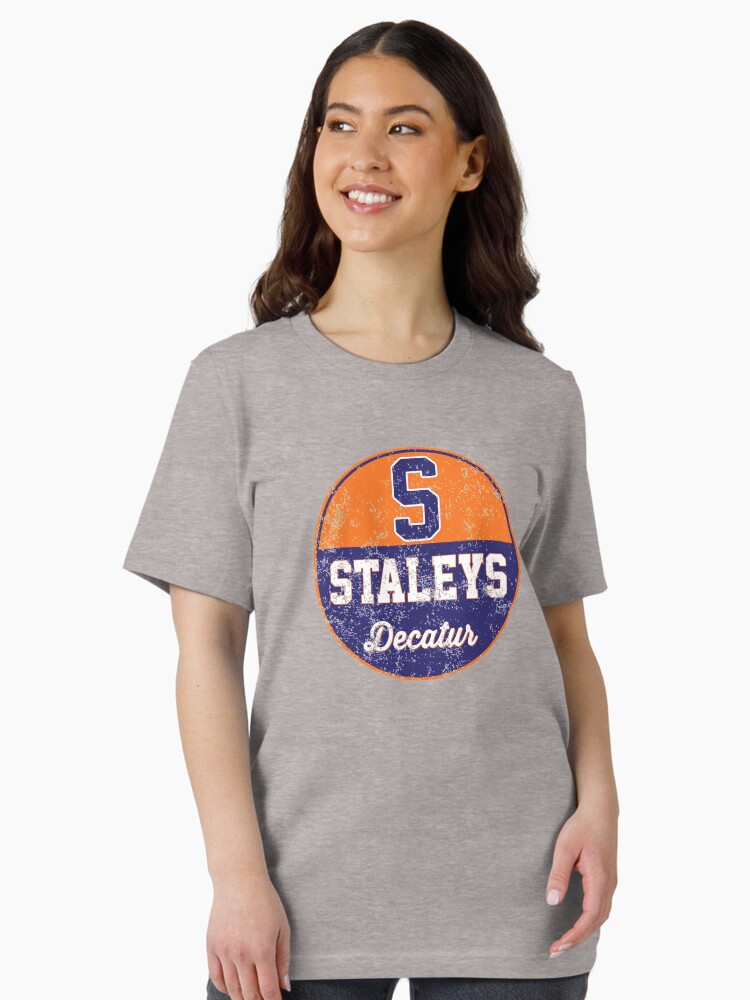 Decatur Staleys Distressed Logo - Defunct Football Team - 1919-1922 Expansion Team for Illinois - Predecessors to the Chicago Bears Essential T-Shirt
