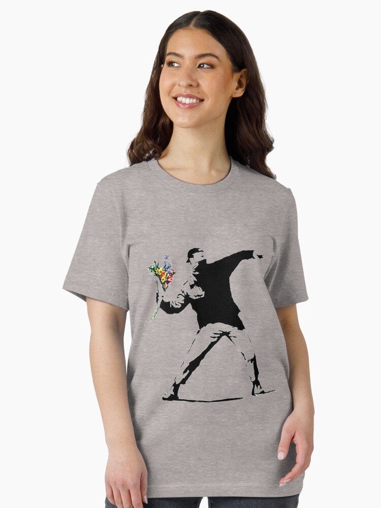 Banksy - Flower thrower Essential T-Shirt